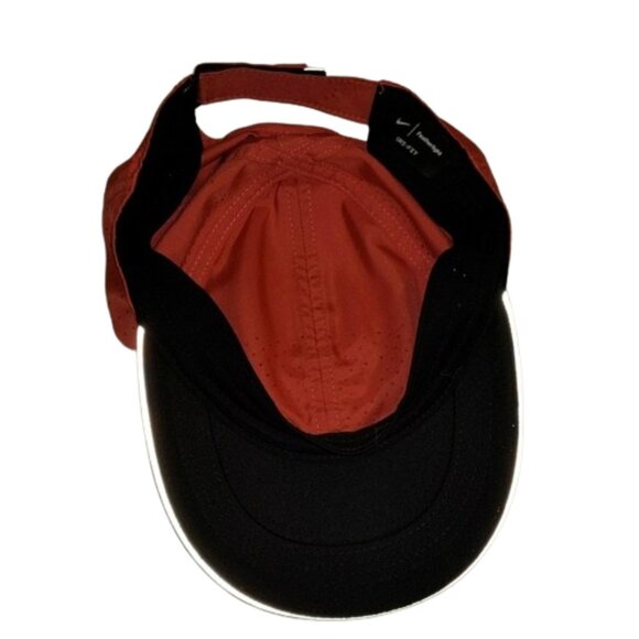 Nike Featherlight Dri Fit Reflective Swoosh Adjustable Strap Hat 195242069202 - Picture 4 of 9